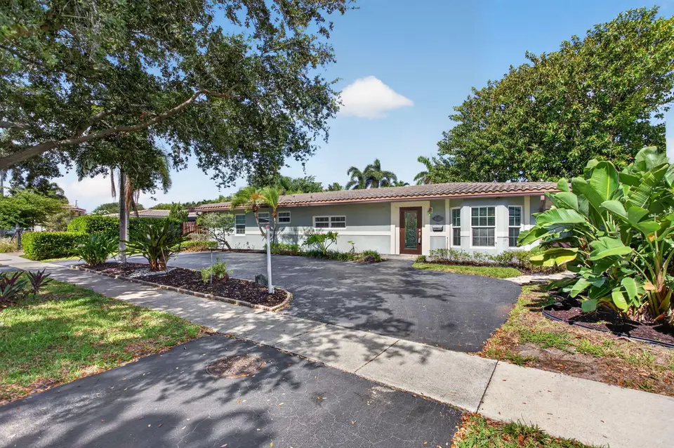 4931 NE 27th Avenue, Lighthouse Point, FL 33064 Lighthouse Point