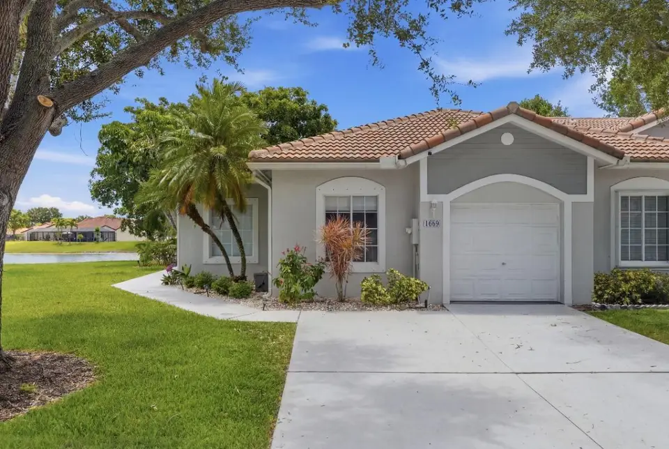 1080 SW 42nd Avenue, Deerfield Beach, FL 33442 Deerfield Beach
