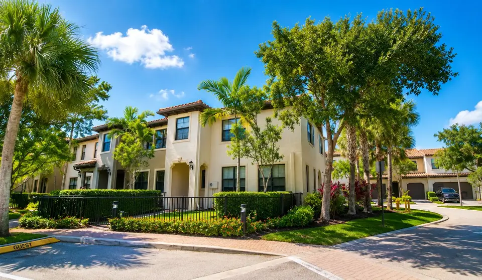 3390 NW 125th Avenue, Sunrise, FL 33323 Sunrise