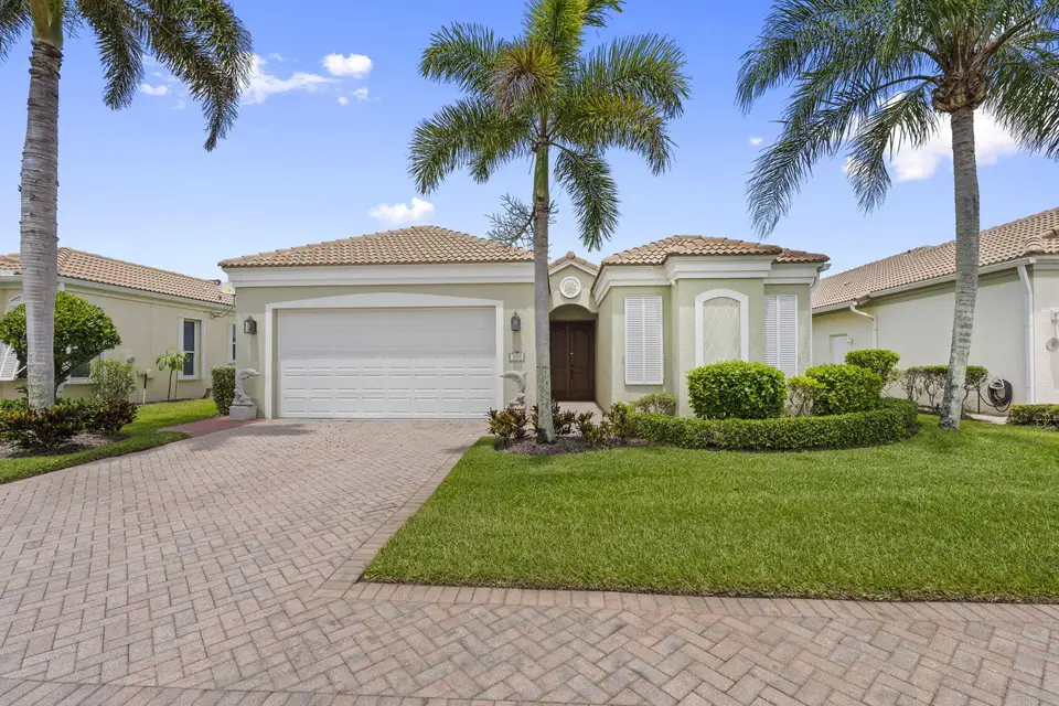 3320 Caracal Drive, Fort Pierce, FL 34949 Fort Pierce