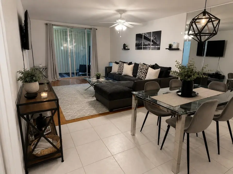 5961 NW 2nd Avenue 108, Boca Raton, FL 33487 Boca Raton