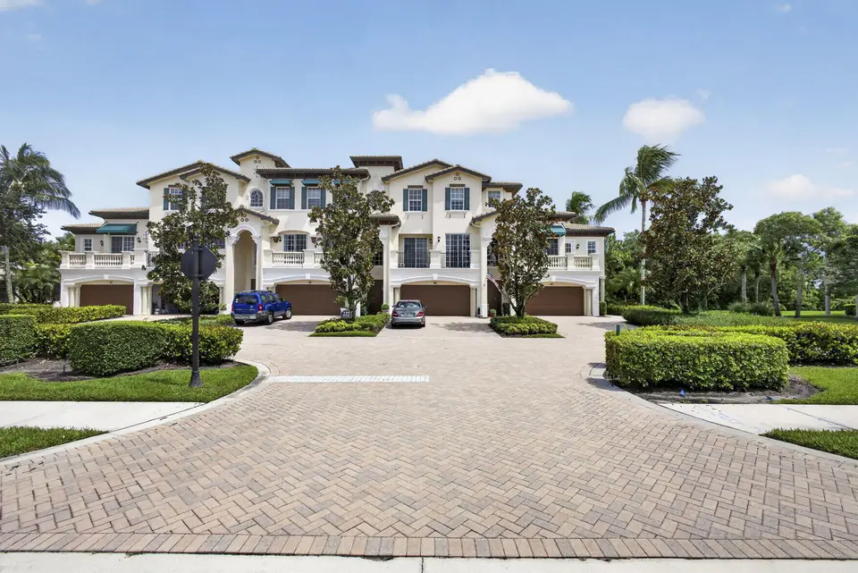 222 Tresana Boulevard 44, Jupiter, FL 33478 Jupiter