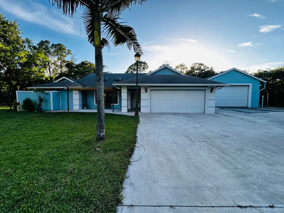 17971 Mellen Lane, Jupiter, FL 33478 Jupiter