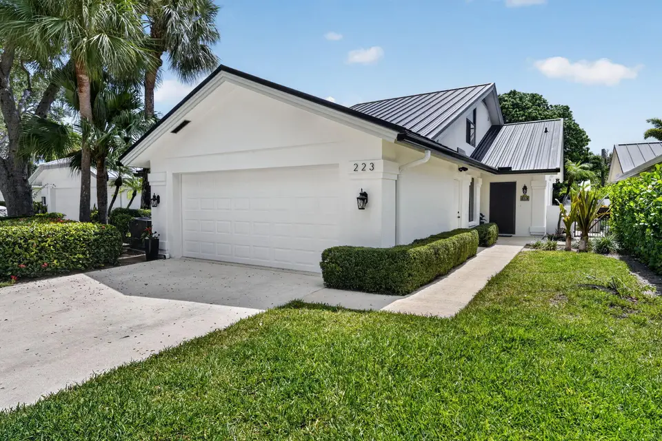223 E River Park Drive, Jupiter, FL 33477 Jupiter