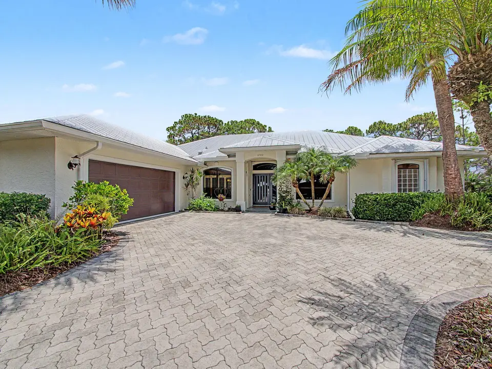 8780 SW Fishermans Wharf Drive, Stuart, FL 34997 Stuart
