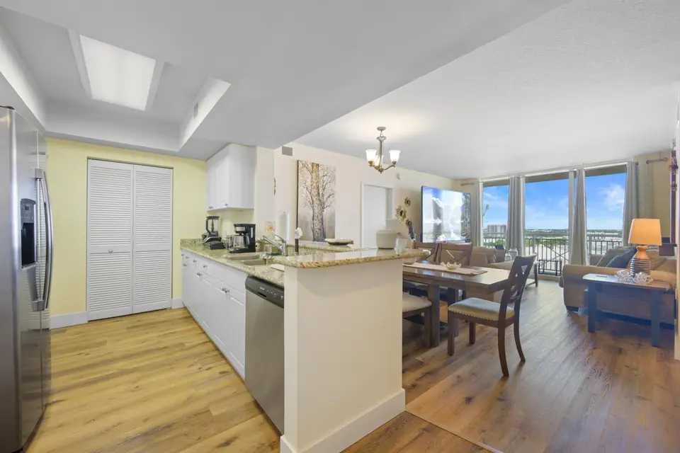 19501 W Country Club Drive 1412, Aventura, FL 33180 Aventura