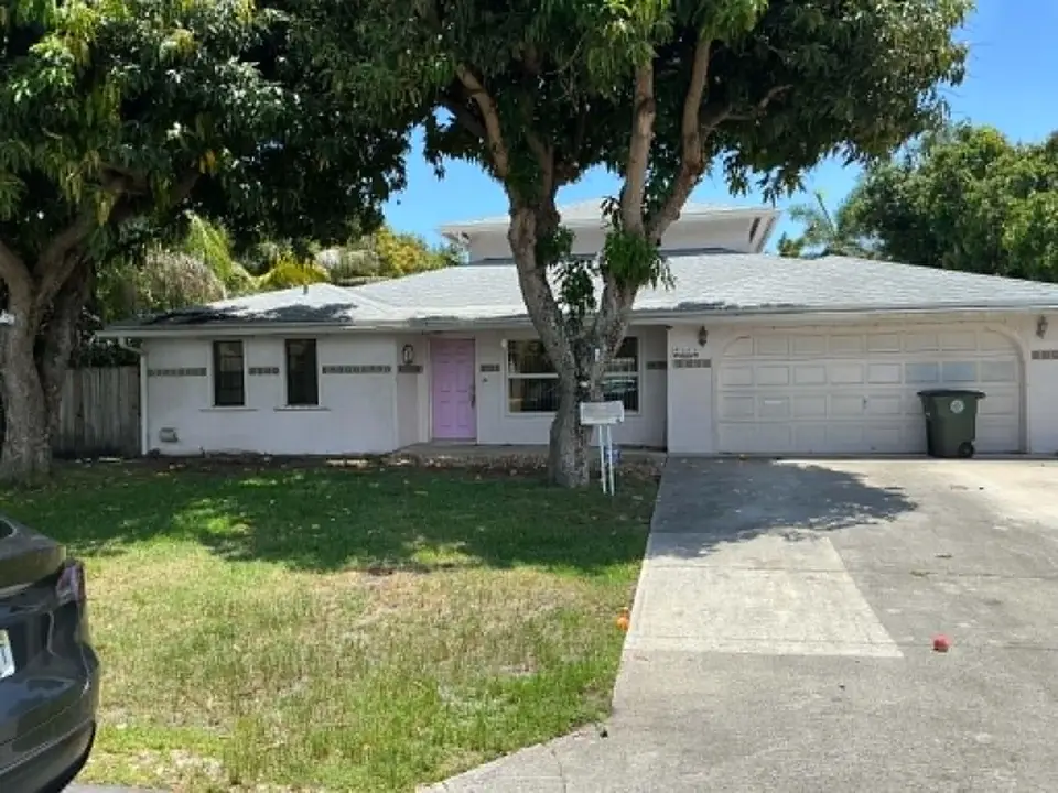 286 NE 24th Court, Boca Raton, FL 33431 Boca Raton