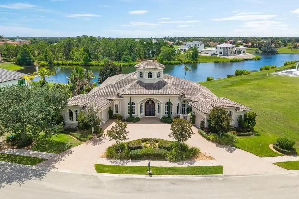 211 SE Bella Strano, Port St. Lucie, FL 34984 Port St. Lucie