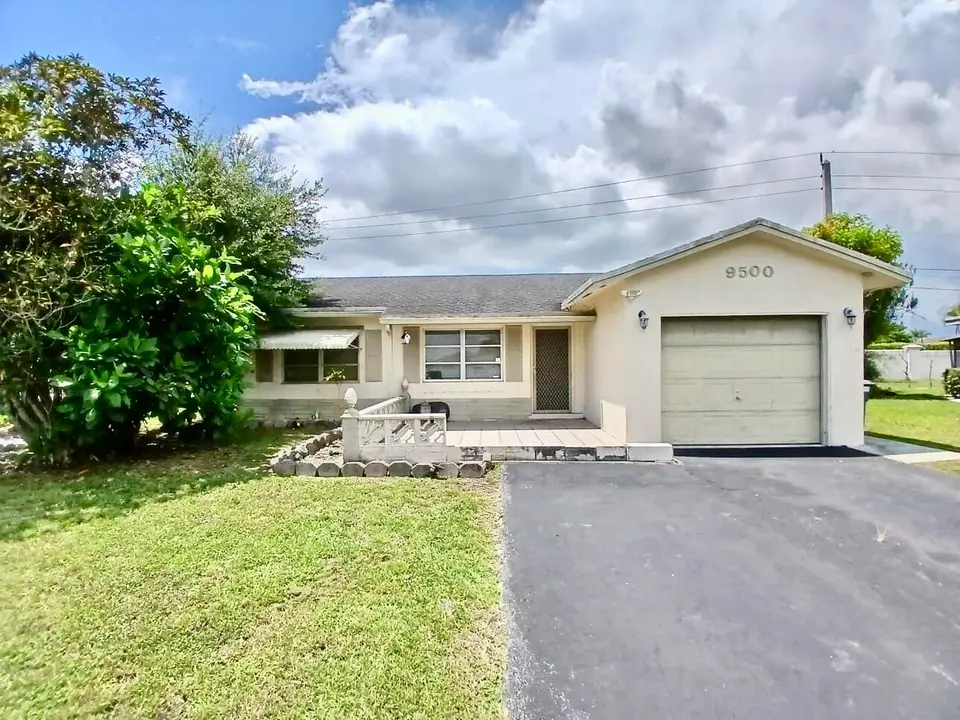 9500 NW 70th Street, Tamarac, FL 33321 Tamarac
