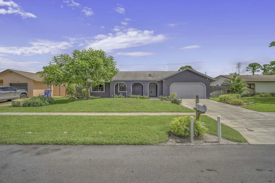 223 Bobwhite Road, Royal Palm Beach, FL 33411 Royal Palm Beach