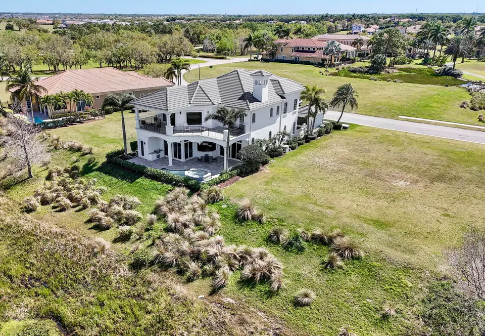 166 SE Bella Strano, Port St. Lucie, FL 34984 Port St. Lucie