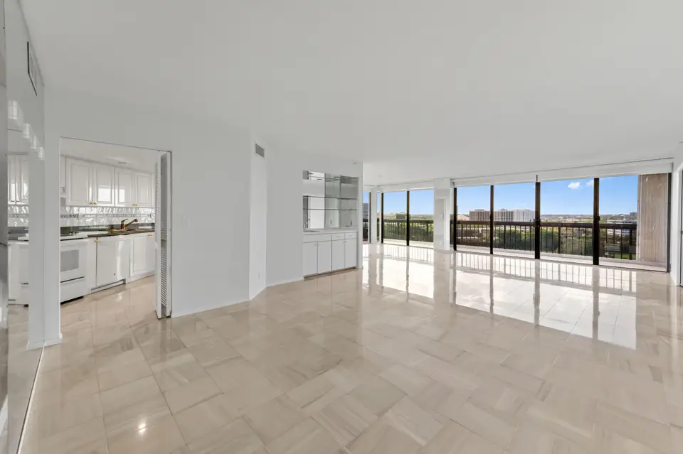 1900 Consulate Place 1004, West Palm Beach, FL 33401 West Palm Beach