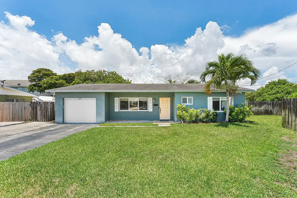 301 SE 3rd Street, Deerfield Beach, FL 33441 Deerfield Beach