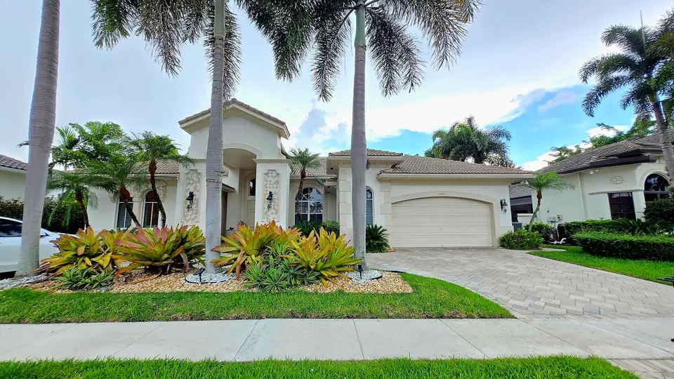 11065 Canary Island Court, Plantation, FL 33324 Plantation