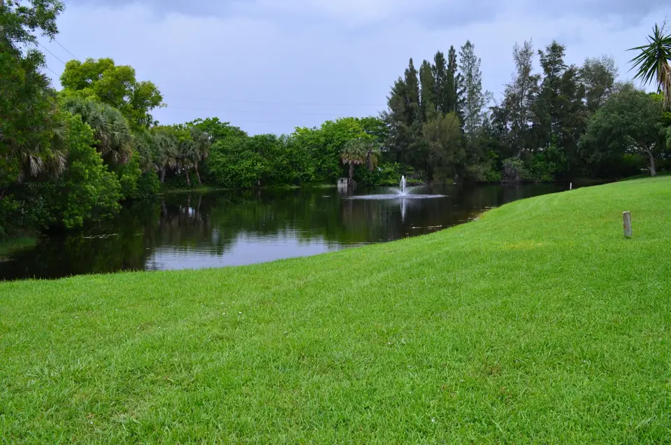 5392 Viburnum Circle, Delray Beach, FL 33484 Delray Beach