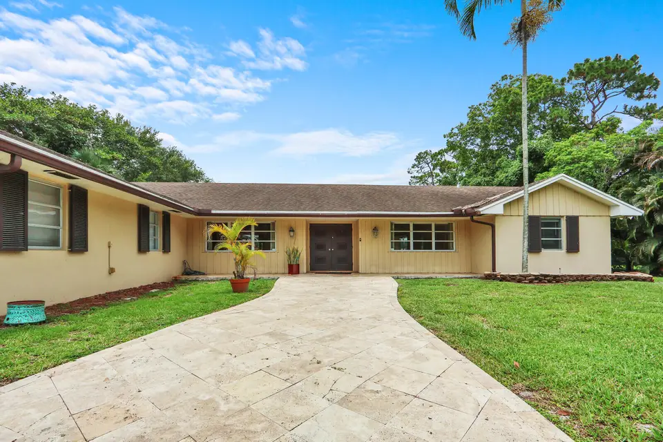 4529 Square Lake Drive, Palm Beach Gardens, FL 33418 Palm Beach Gardens
