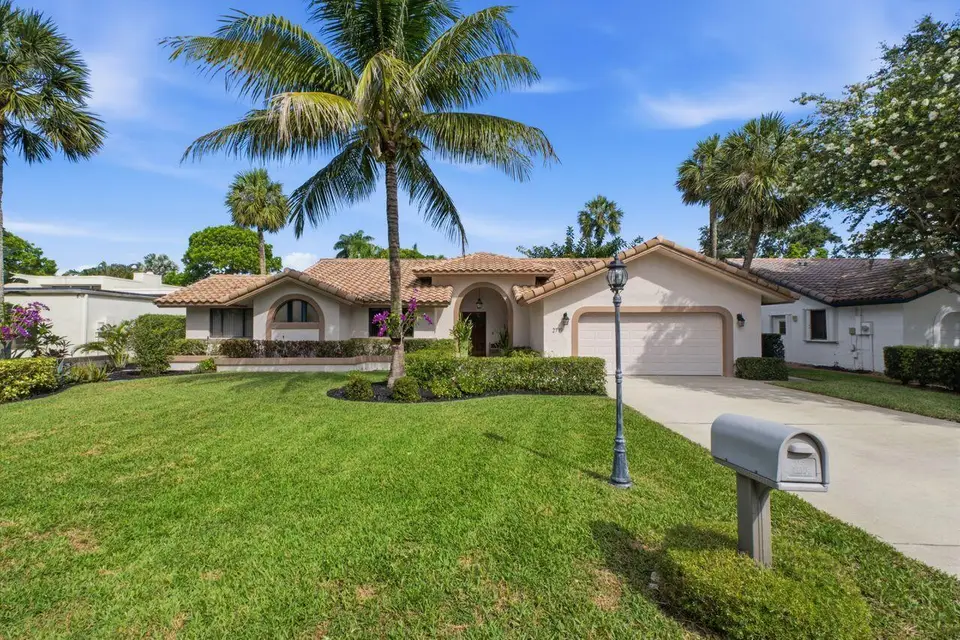 2719 Oak Tree Lane, Oakland Park, FL 33309 Oakland Park