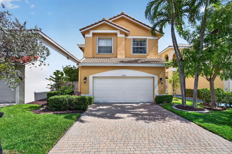 9736 NW 1st Manor, Coral Springs, FL 33071 Coral Springs