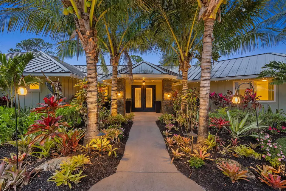 4330 SW Thistle Terrace, Palm City, FL 34990 Palm City
