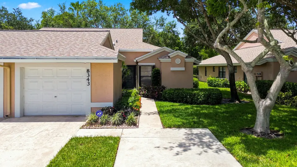 8343 Springlake Drive, Boca Raton, FL 33496 Boca Raton