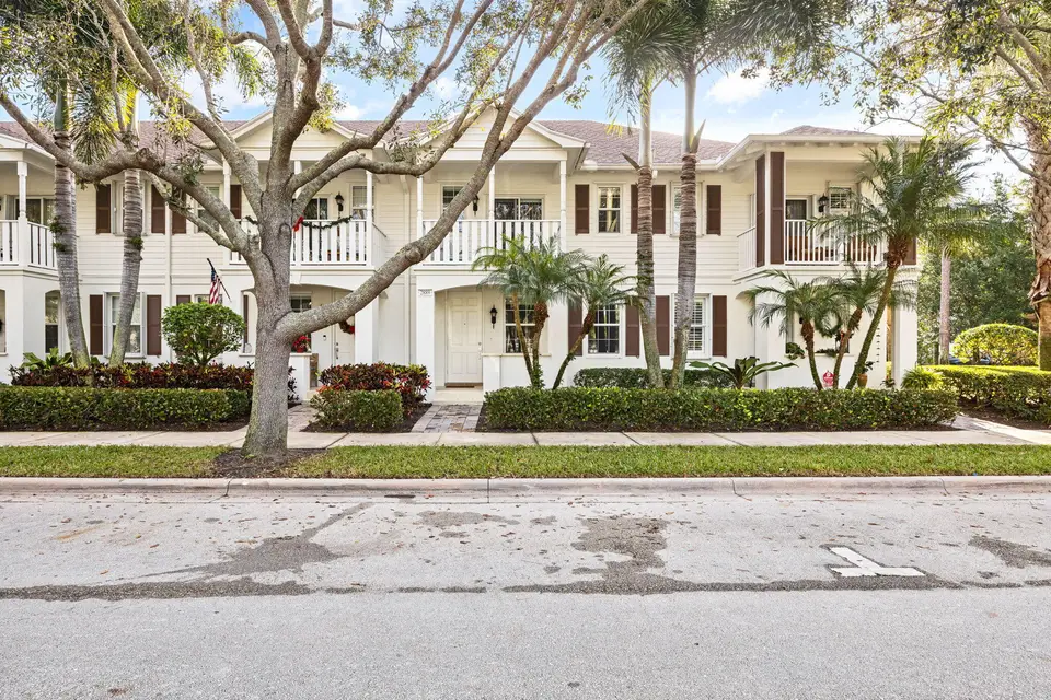 2889 E Community Drive, Jupiter, FL 33458 Jupiter