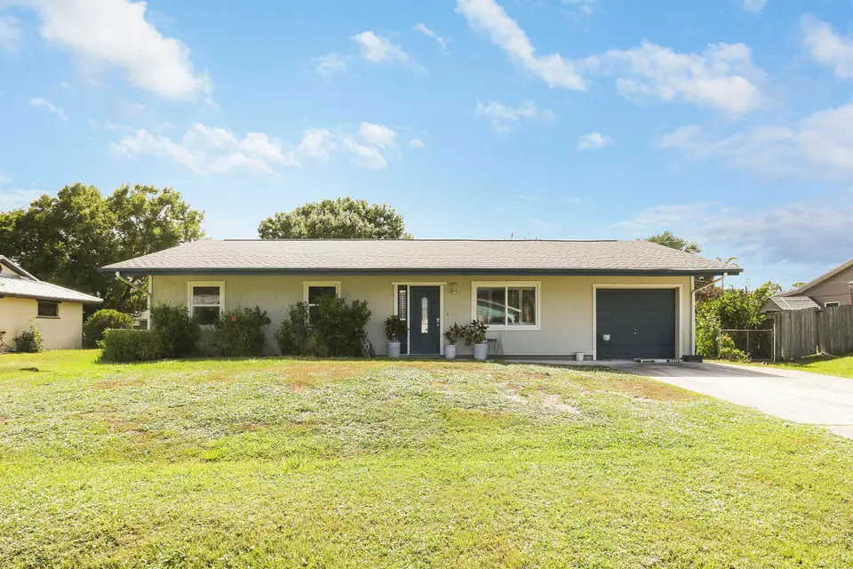 5601 Palm Drive, Fort Pierce, FL 34982 Fort Pierce