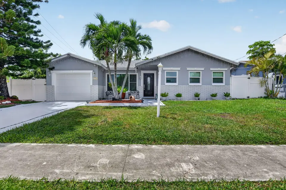 22305 SW 57th Avenue, Boca Raton, FL 33428 Boca Raton