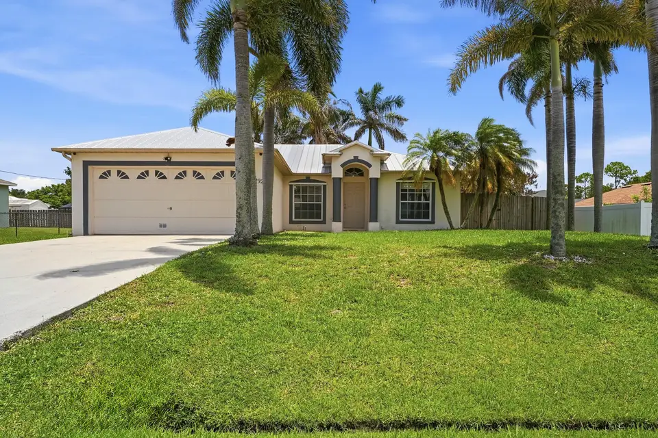 292 SW Pagoda Terrace, Port St. Lucie, FL 34984 Port St. Lucie