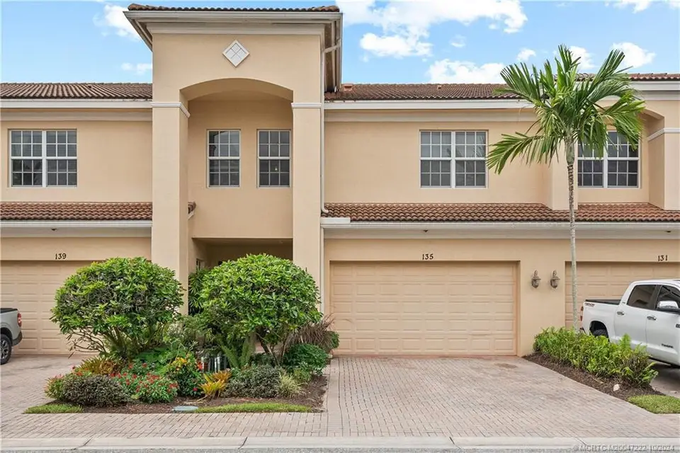 135 SW WALKING Path, Stuart, FL 34997 Stuart