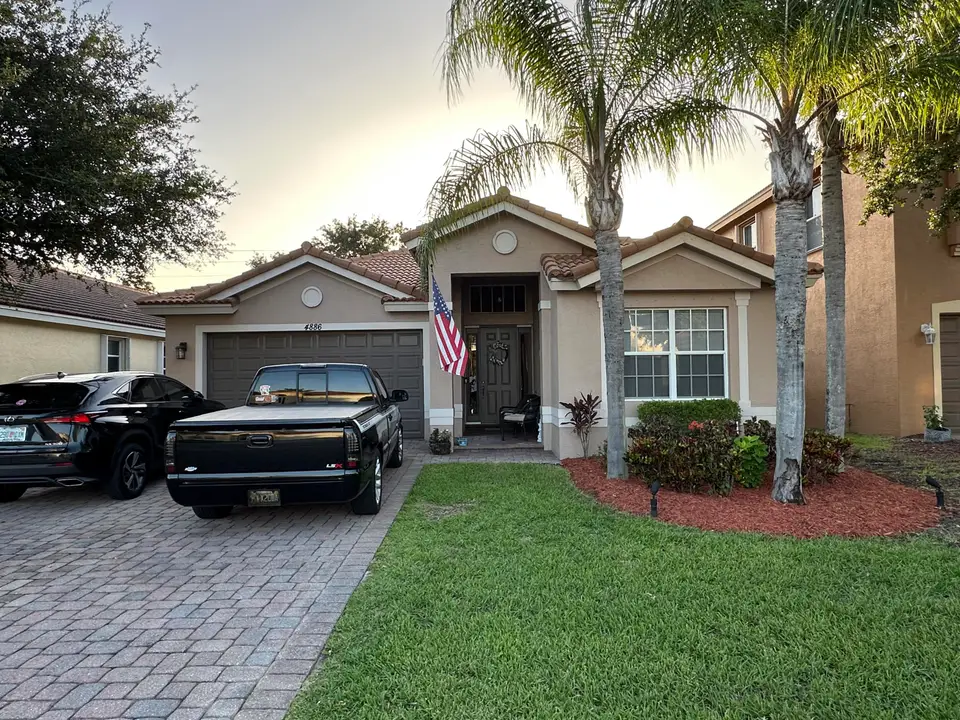 4886 SE Askew Avenue, Stuart, FL 34997 Stuart