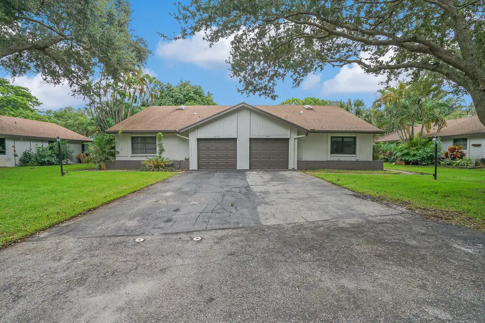 3680 ARELIA Drive S, Delray Beach, FL 33445 Delray Beach