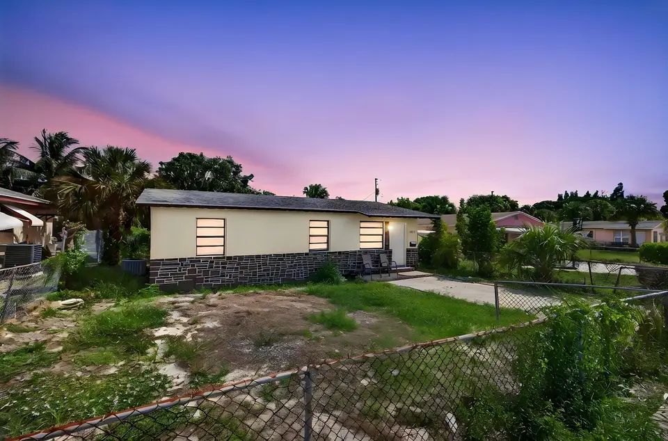 1511 W 32nd Street, West Palm Beach, FL 33404 West Palm Beach