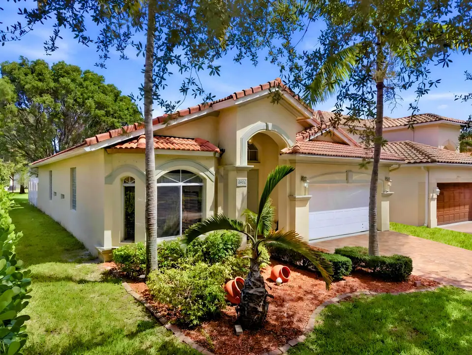6906 ALISO Avenue, West Palm Beach, FL 33413 West Palm Beach