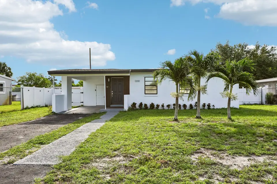 1200 NW 19TH Avenue, Fort Lauderdale, FL 33311 Fort Lauderdale
