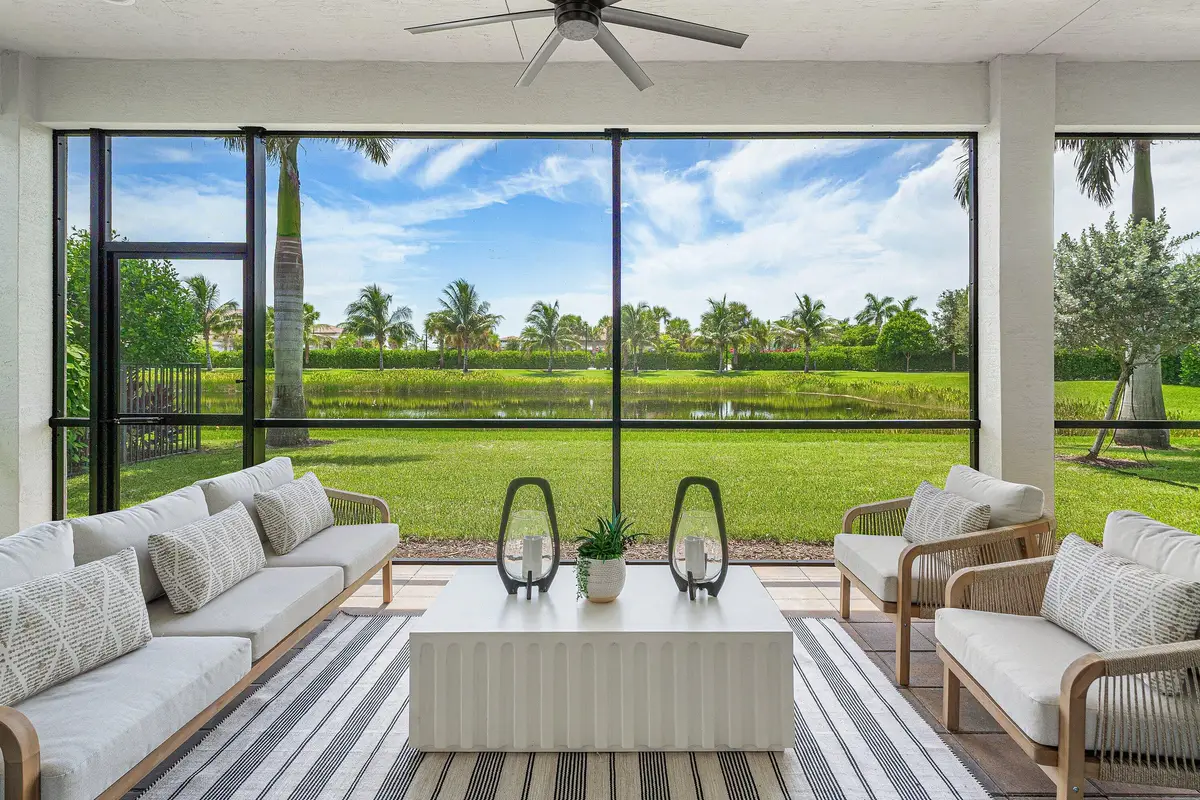 Furnished Vienna Model