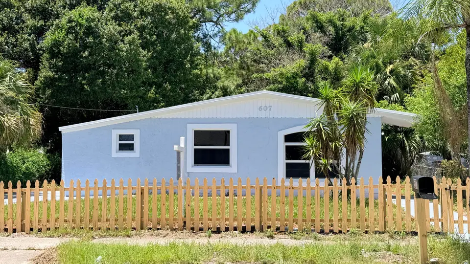 607 N 19th Street, Fort Pierce, FL 34950 Fort Pierce