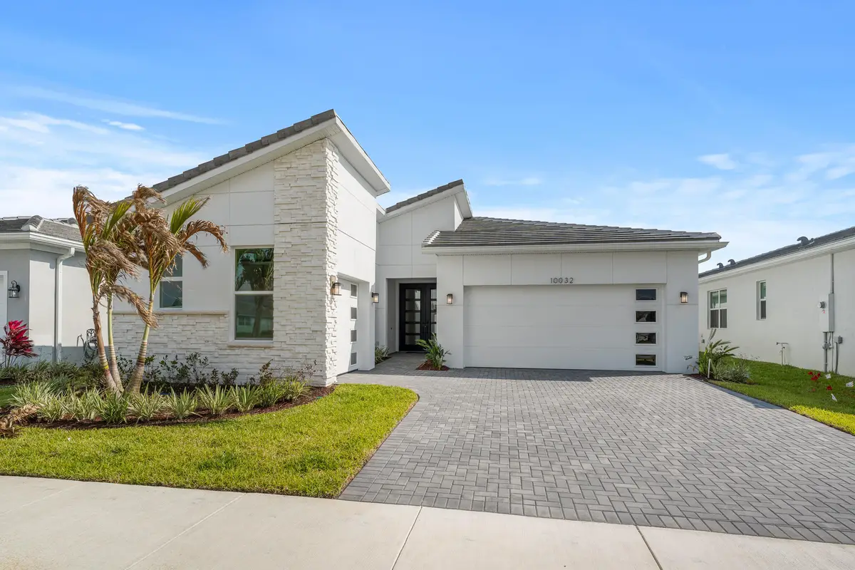 US_SEF_SAGE ELITE_LOT 330_EXTERIOR