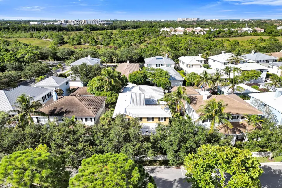 111 LEATHER LEAF Drive, Jupiter, FL 33458 Jupiter