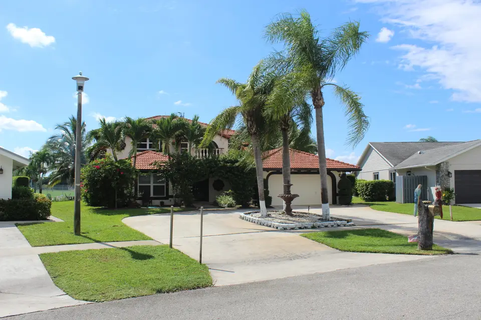 13847 Geranium Place, Wellington, FL 33414