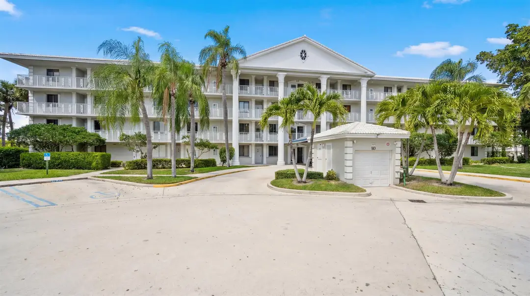 01-2741 Village Blvd 303