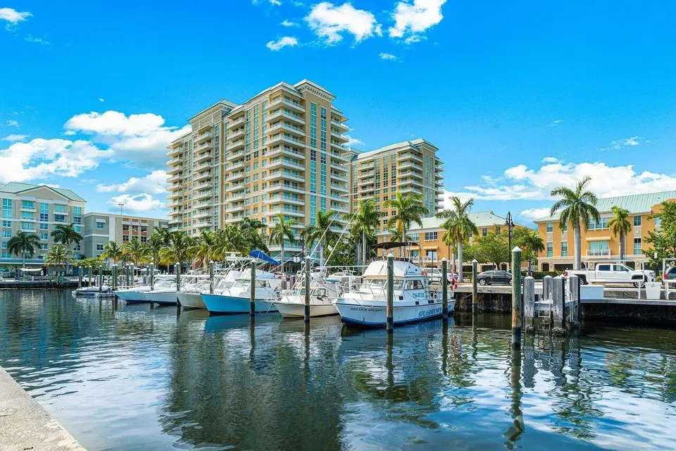 700 E Boynton Beach Boulevard 1203, Boynton Beach, FL 33435