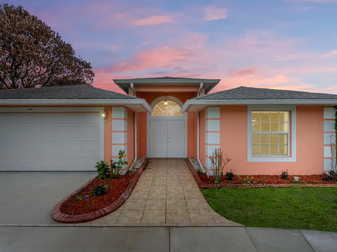 430 SE Thanksgiving Avenue, Port St. Lucie, FL 34984