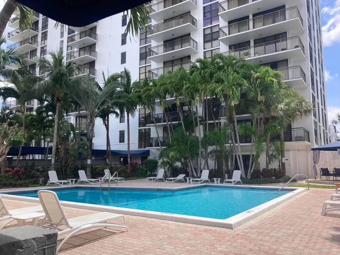 3031 N Ocean Boulevard 303, Fort Lauderdale, FL 33308