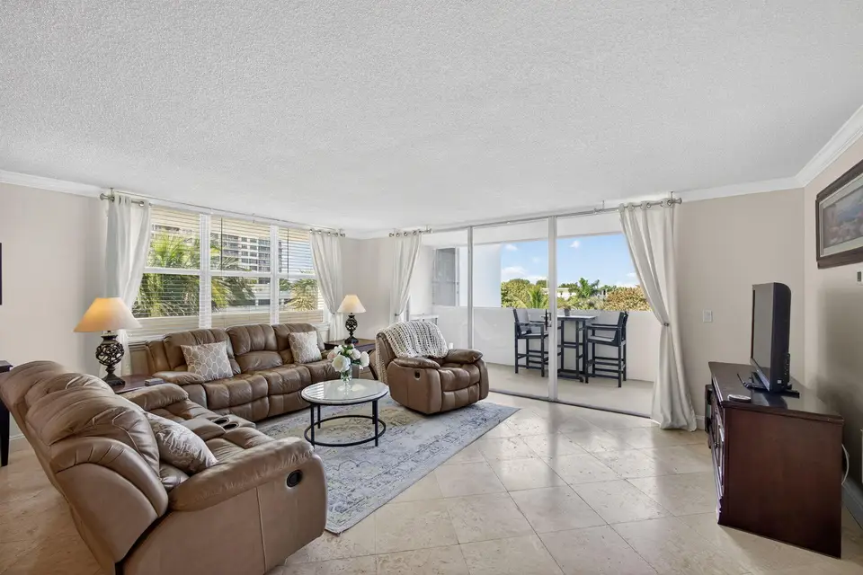 3640 N Ocean Drive 327, Riviera Beach, FL 33404