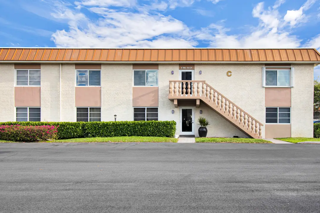 9 NE 19th Court 212c, Wilton Manors, FL 33305