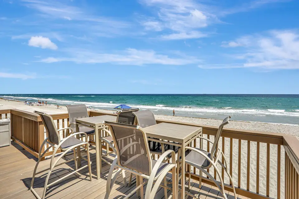 1149 Hillsboro Mile 112, Hillsboro Beach, FL 33062