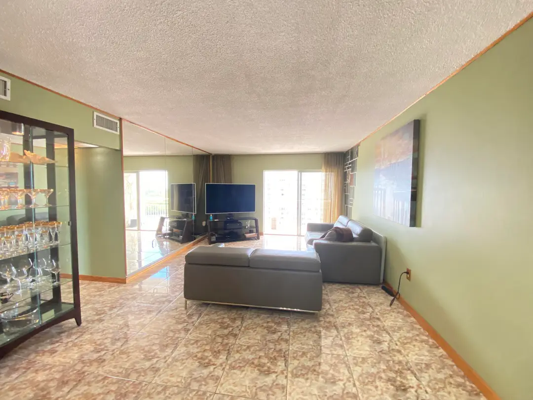 400 Kings Point Drive 1423, Sunny Isles Beach, FL 33160