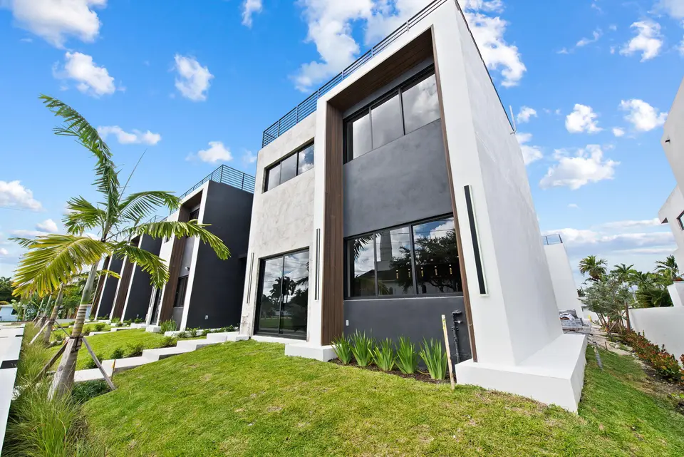 843 SW 14th Court 843, Fort Lauderdale, FL 33315