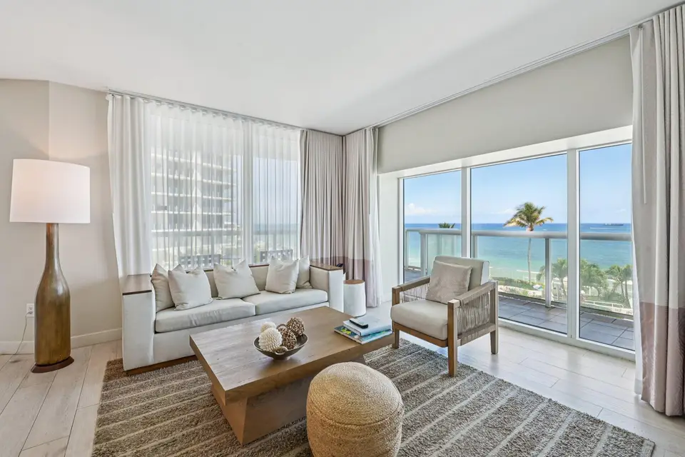 505 N Fort Lauderdale Beach Boulevard 818, Fort Lauderdale, FL 33304