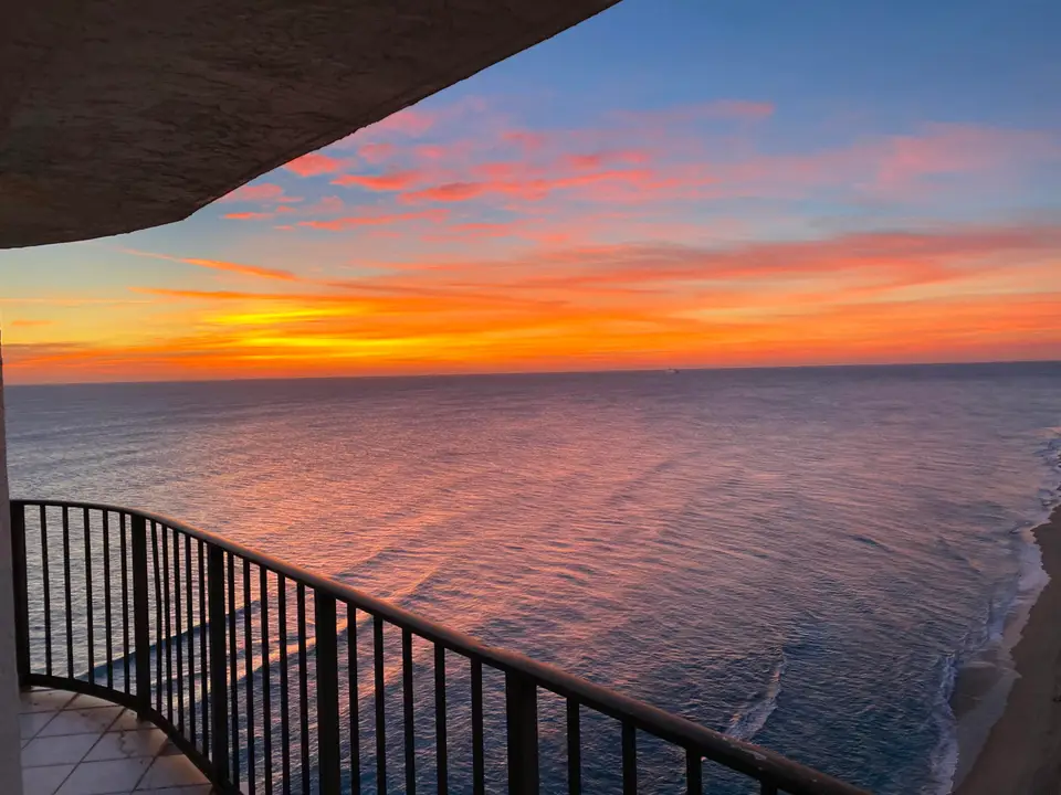 5420 N Ocean Drive Ph2, Riviera Beach, FL 33404